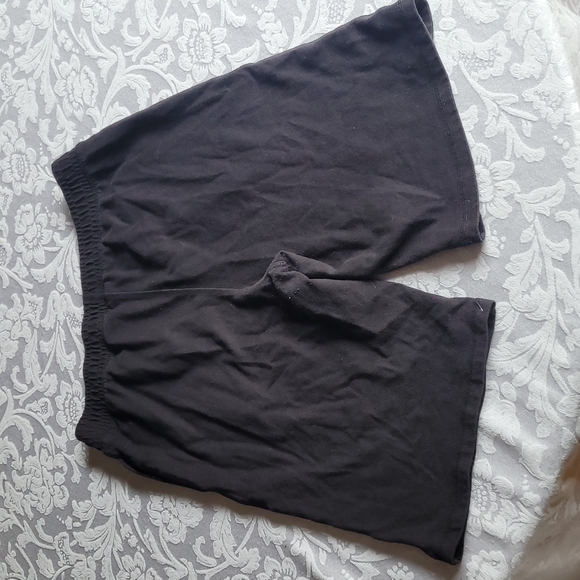 Puma Shorts - Picture 7 of 8